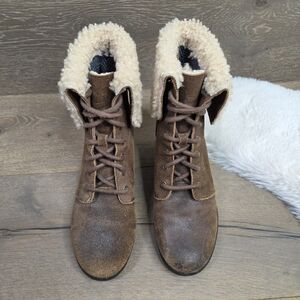 UGG Zea Brown Leather Wedge Boots Booties with Shearling Cuff